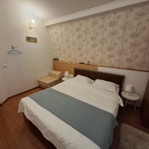 Room1