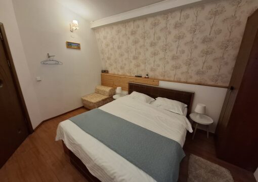 Room1
