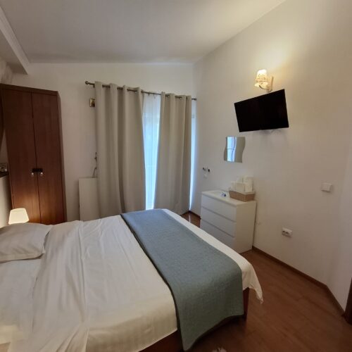 Room1